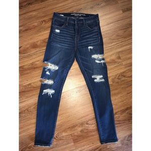 American Eagle High Waisted Jeans